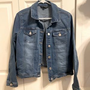 Women’s Classic Jean Jacket